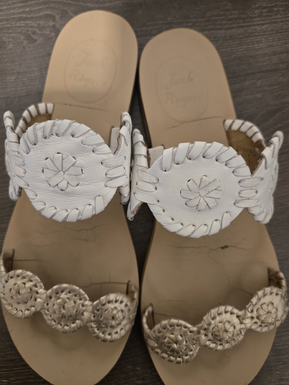 Jack Rogers White and Gold Scalloped Toe-Loop Sandals - Picture 3 of 6